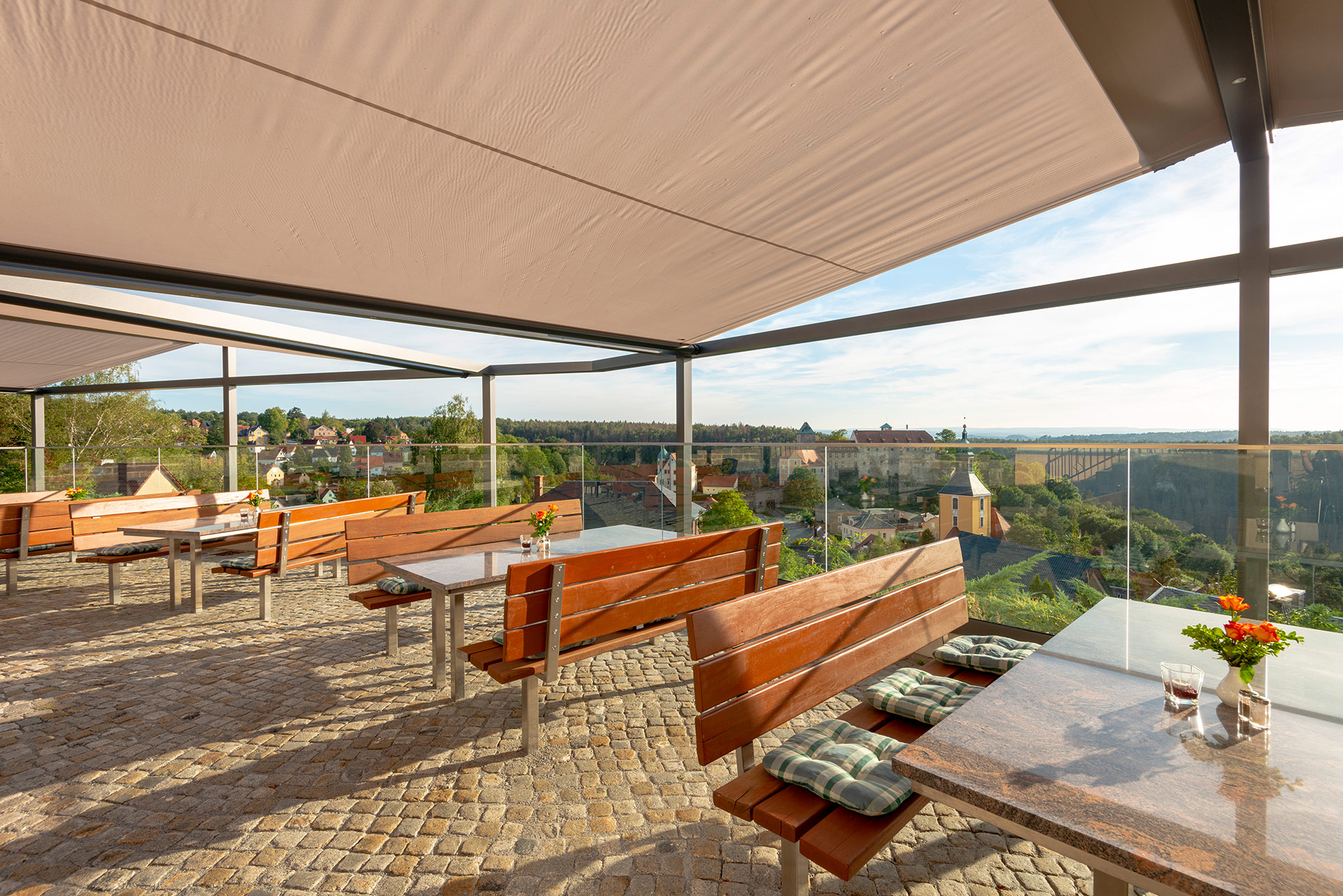 Hotel zur Aussicht Hohnstein Biergarten